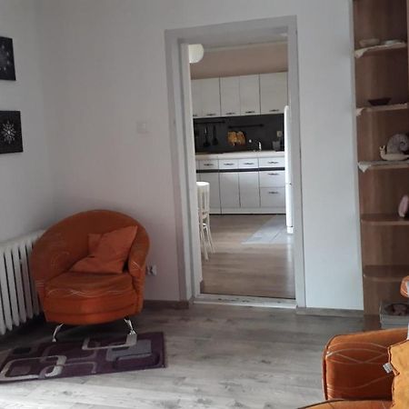 Miodowa Apartment Zwierzyniec Luaran gambar
