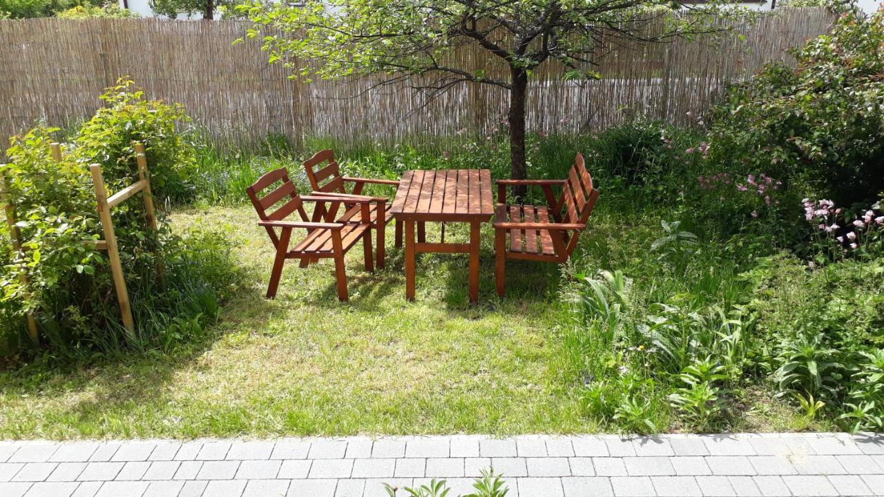 Miodowa Apartment Zwierzyniec Luaran gambar