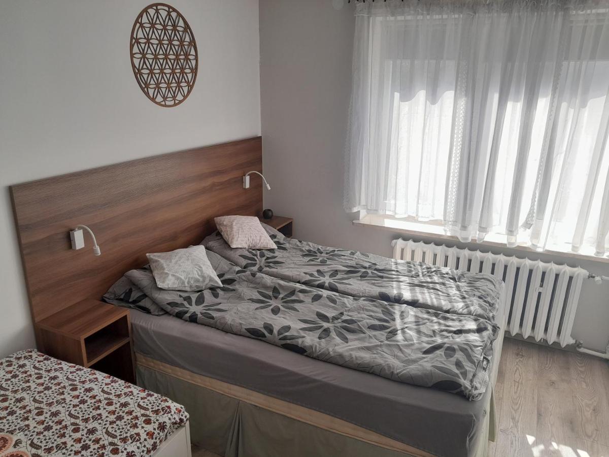 Miodowa Apartment Zwierzyniec Luaran gambar